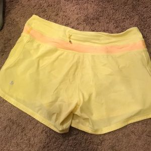 Lululemon yellow running shorts size 6